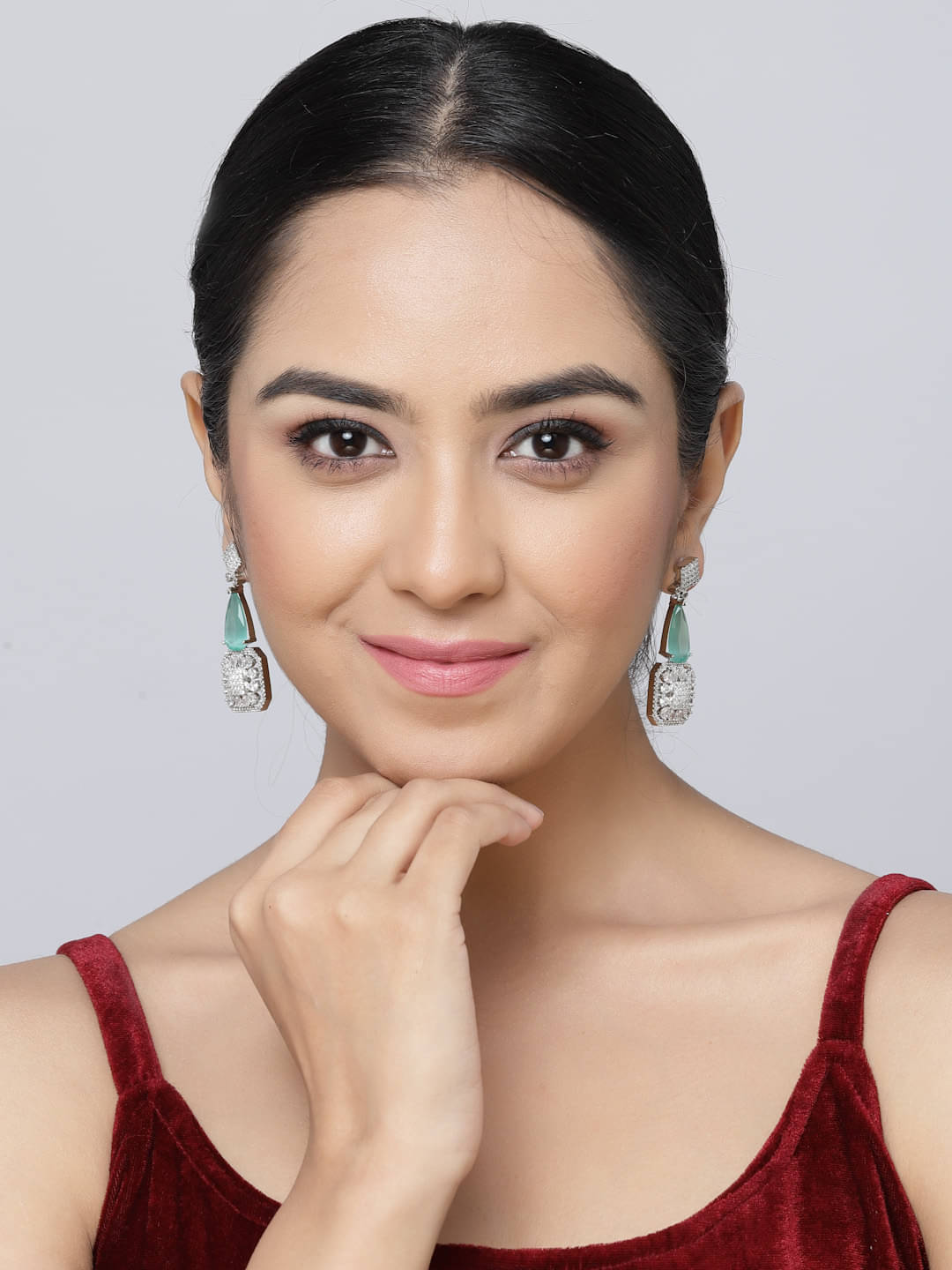     			Zeneme Sea Green Danglers Earrings ( Pack of 1 )