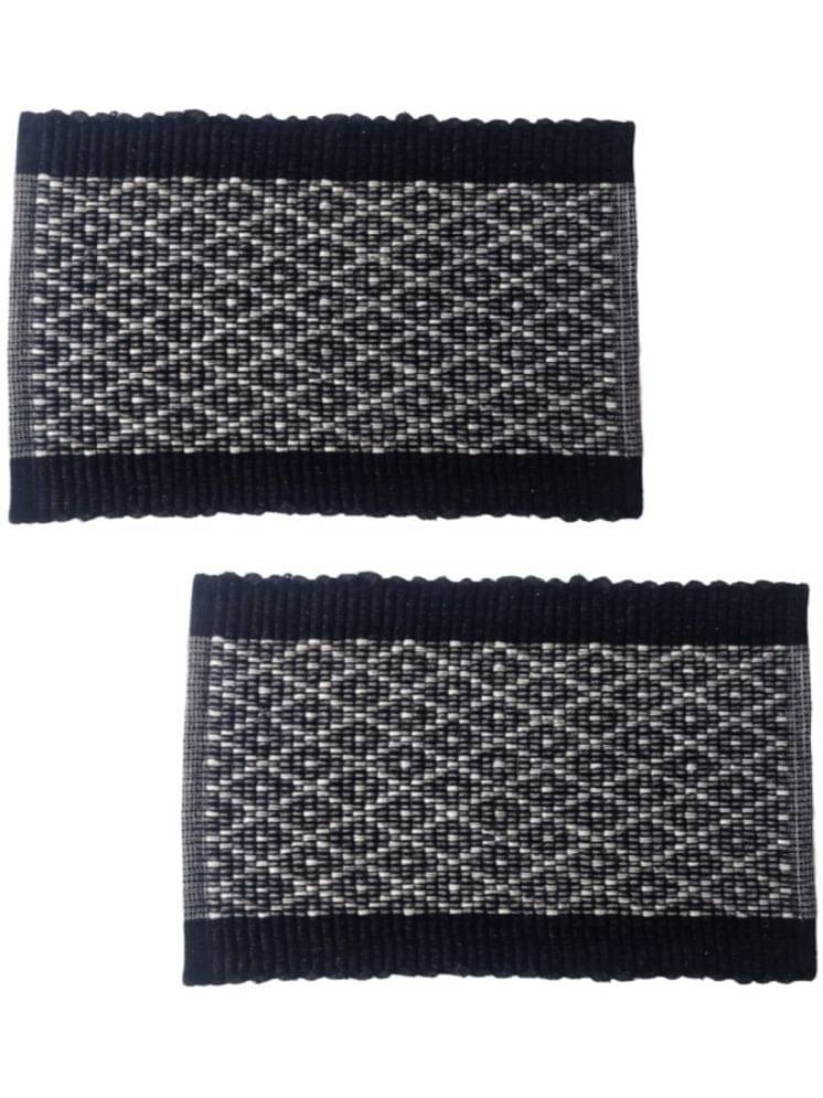 UrbanArts - Regular Polycotton Door Mat ( 60 X 40 cm ) Set of 2 - Black UrbanArts - Regular Polycotton Door Mat ( 60 X 40 cm ) Set of 2 - Black