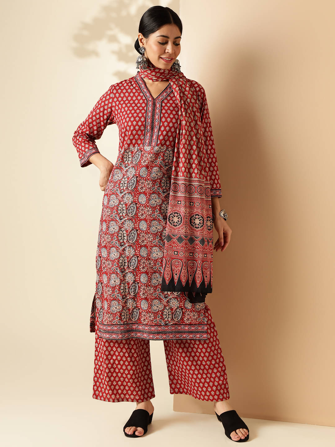 Vbuyz Cotton Printed Kurti With Pants Women's Stitched Salwar Suit - Red ( Pack of 1 )     			Vbuyz Cotton Printed Kurti With Pants Women's Stitched Salwar Suit - Red ( Pack of 1 )