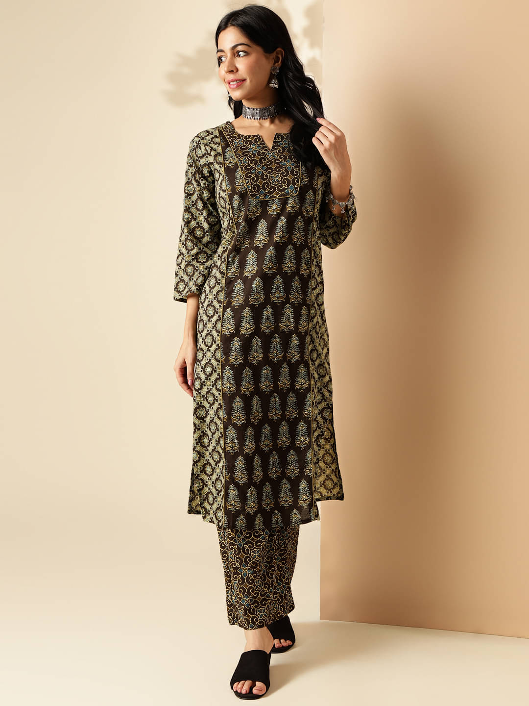 Vbuyz Cotton Printed Kurti With Palazzo Women's Stitched Salwar Suit - Brown ( Pack of 1 ) Vbuyz Cotton Printed Kurti With Palazzo Women's Stitched Salwar Suit - Brown ( Pack of 1 )