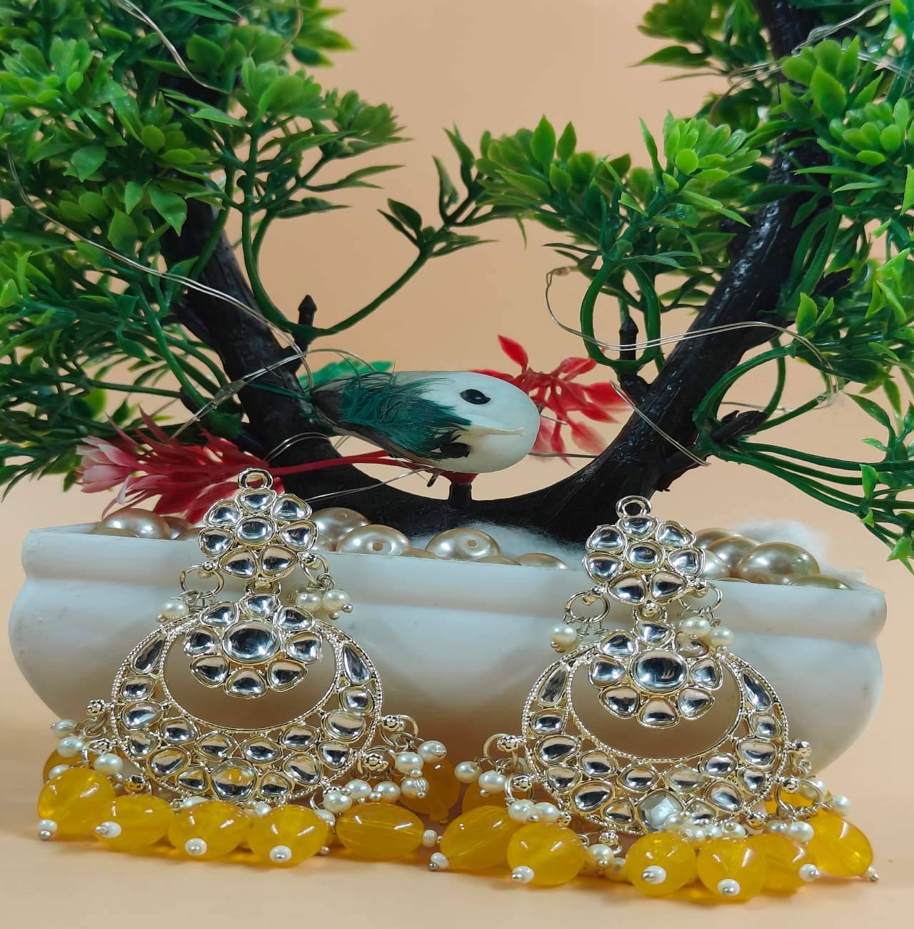     			Jiyanshi fashion Yellow Chandbalis Earrings ( Pack of 1 )