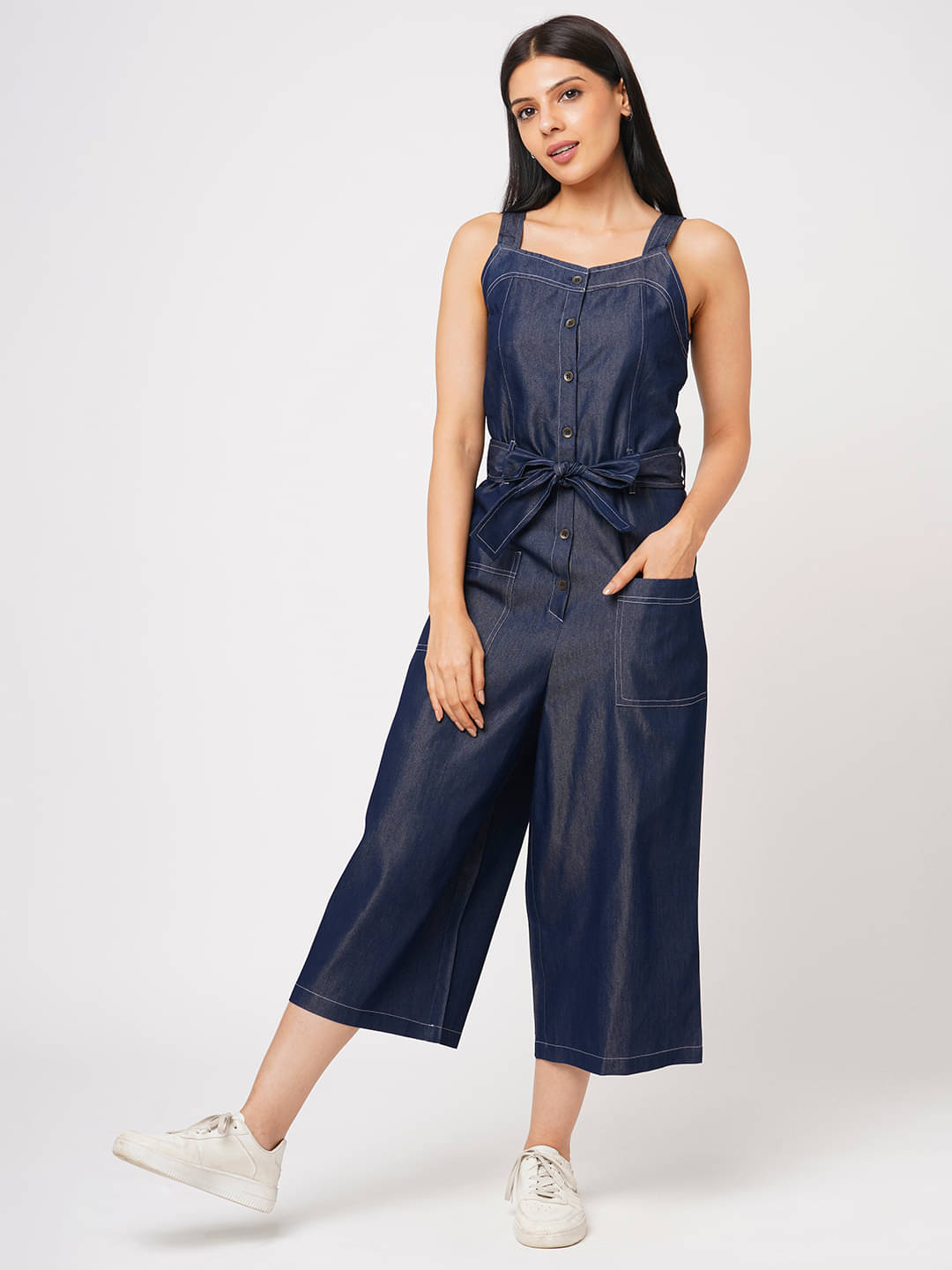 Leean Patterns Blue Denim Regular Fit Women's Jumpsuit ( Pack of 1 ) Leean Patterns Blue Denim Regular Fit Women's Jumpsuit ( Pack of 1 )