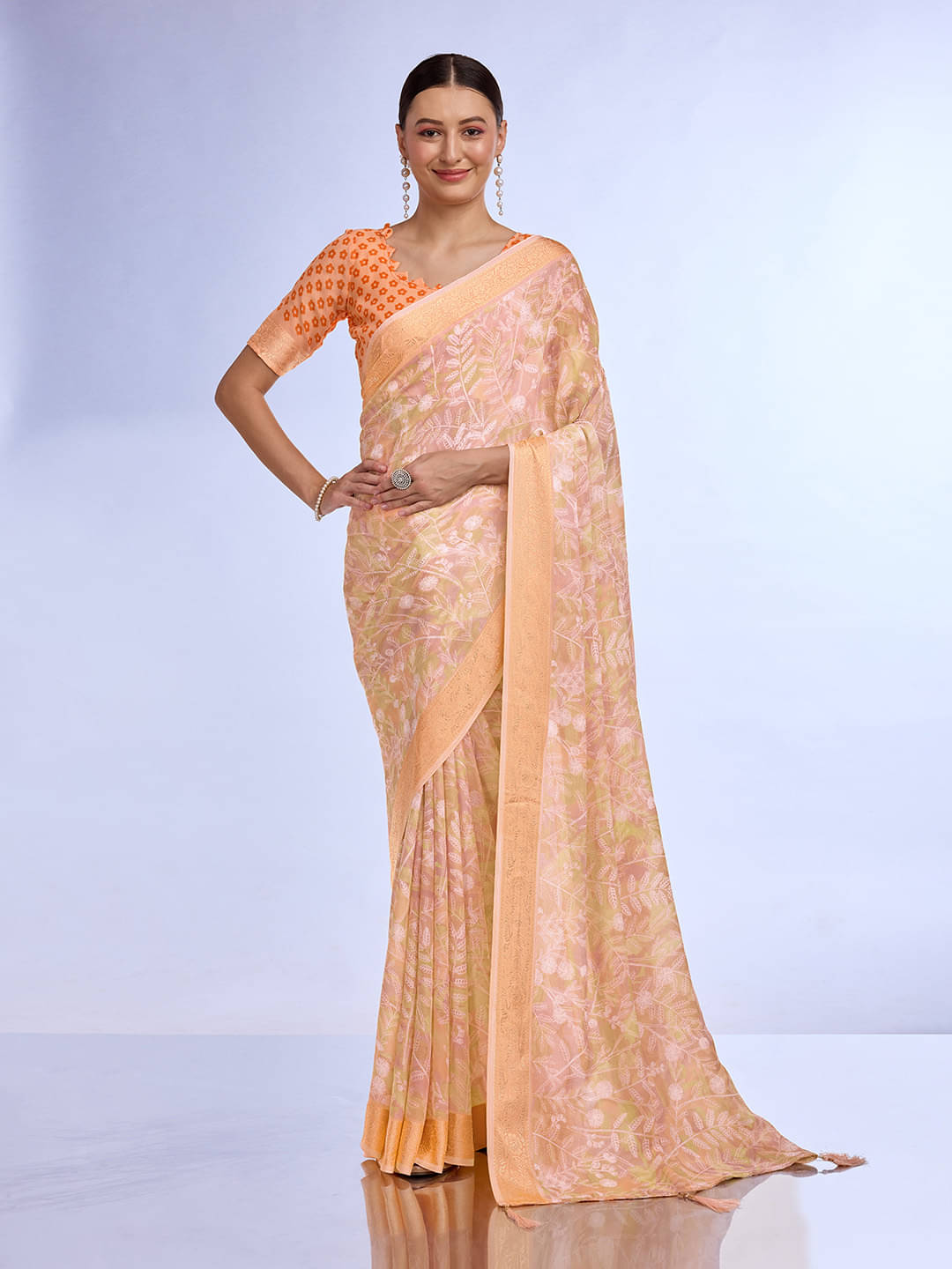 Rekha Maniyar Georgette Printed Saree With Unstitched Blouse Piece ( Orange ) Rekha Maniyar Georgette Printed Saree With Unstitched Blouse Piece ( Orange )
