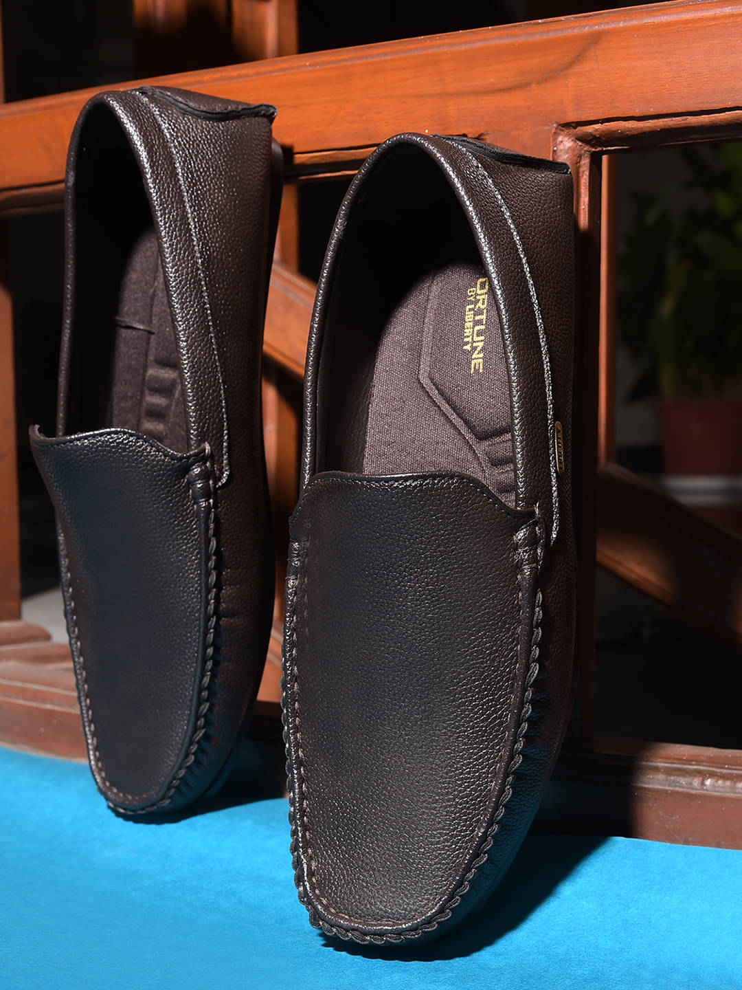     			Liberty Black Men's Slip on