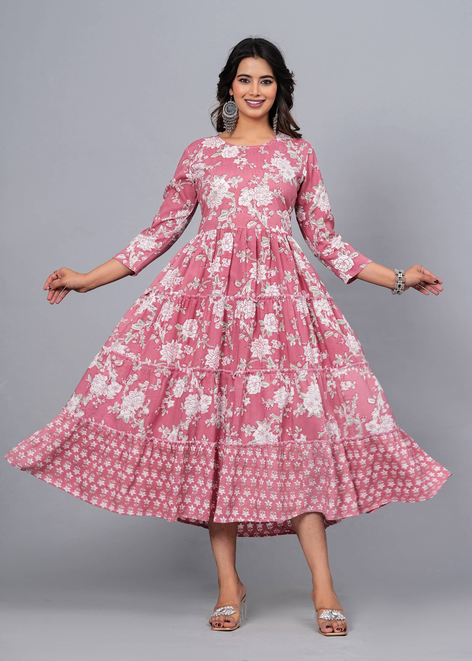 CTMTEX Rayon Flex Printed Anarkali Women's Kurti - Pink,White ( Pack of 1 ) CTMTEX Rayon Flex Printed Anarkali Women's Kurti - Pink,White ( Pack of 1 )