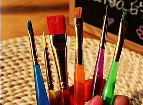     			ECLET Package Contains 6 Different Sizes Synthetic Paint Brushes