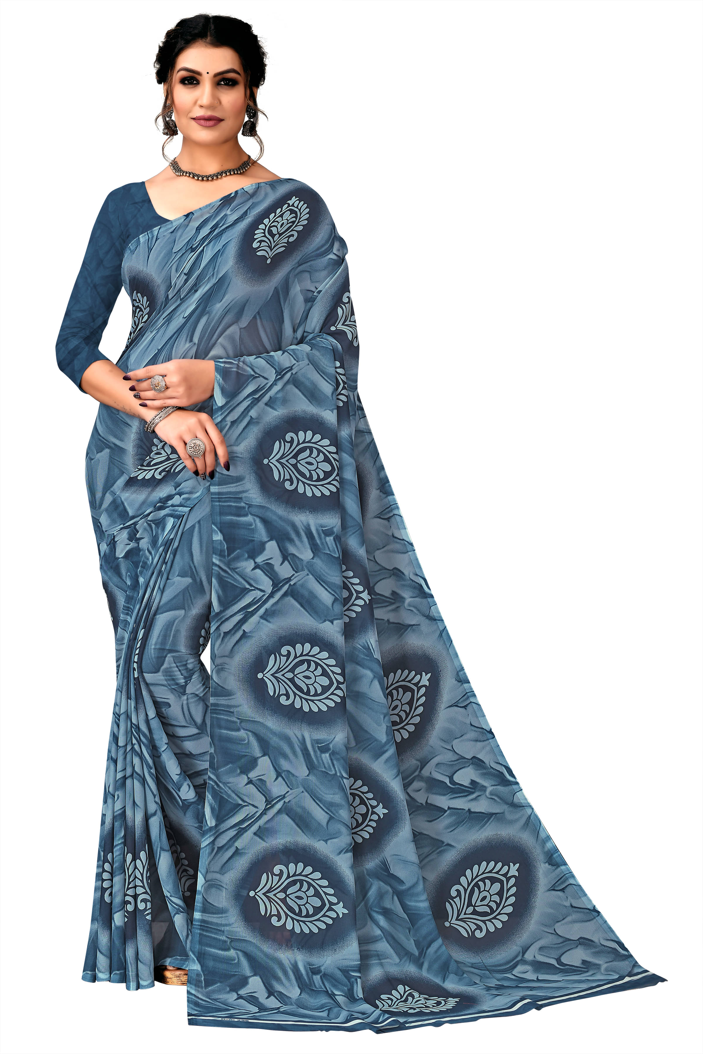 Kanooda Prints Georgette Printed Saree With Unstitched Blouse Piece ( Grey ) Kanooda Prints Georgette Printed Saree With Unstitched Blouse Piece ( Grey )