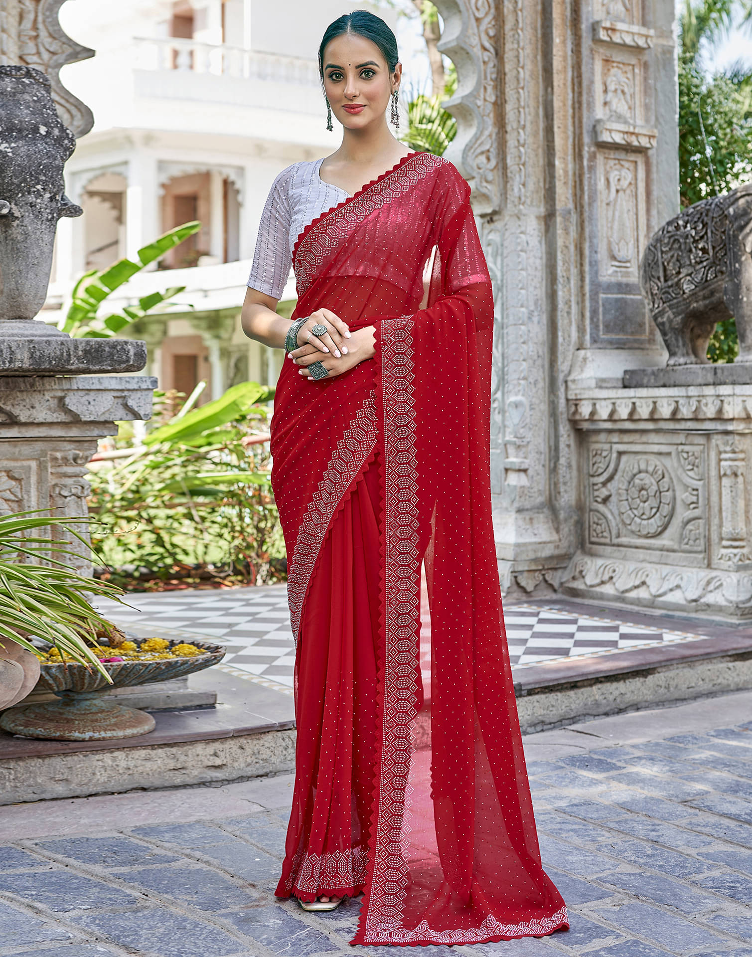 Samah Georgette Embellished Saree With Unstitched Blouse Piece ( Red )     			Samah Georgette Embellished Saree With Unstitched Blouse Piece ( Red )