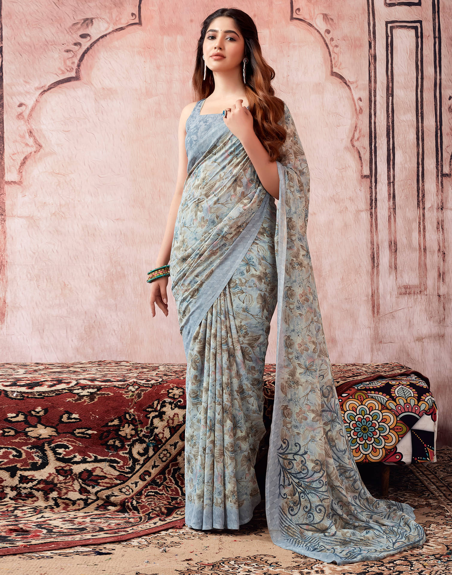 Samah Georgette Printed Saree With Unstitched Blouse Piece ( Grey ) Samah Georgette Printed Saree With Unstitched Blouse Piece ( Grey )