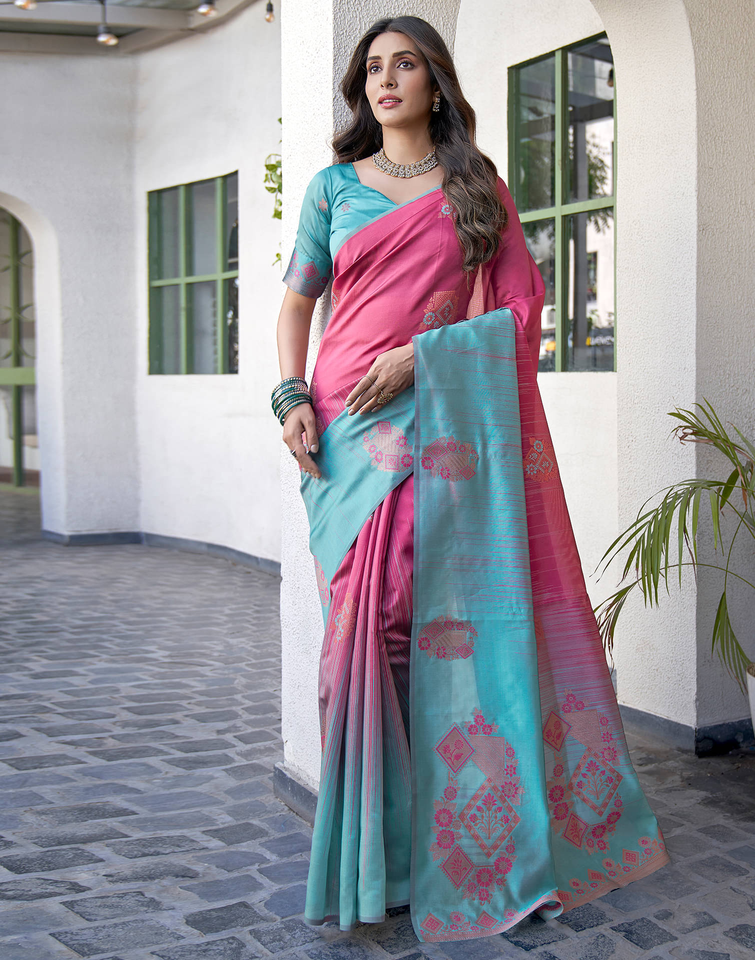 Samah Silk Blend Self Design Saree With Unstitched Blouse Piece ( Pink ) Samah Silk Blend Self Design Saree With Unstitched Blouse Piece ( Pink )