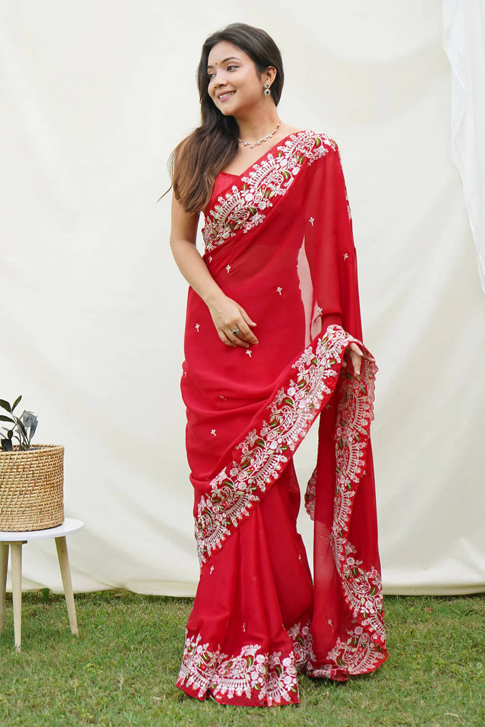 Trijal Fab Georgette Embroidered Saree With Unstitched Blouse Piece ( Red ) Trijal Fab Georgette Embroidered Saree With Unstitched Blouse Piece ( Red )