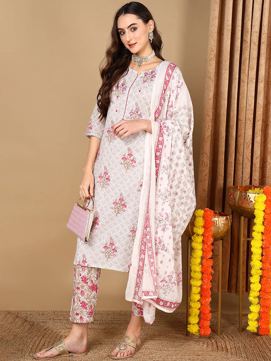     			Vaamsi Rayon Printed Kurti With Pants Women's Stitched Salwar Suit - Off White ( Pack of 1 )