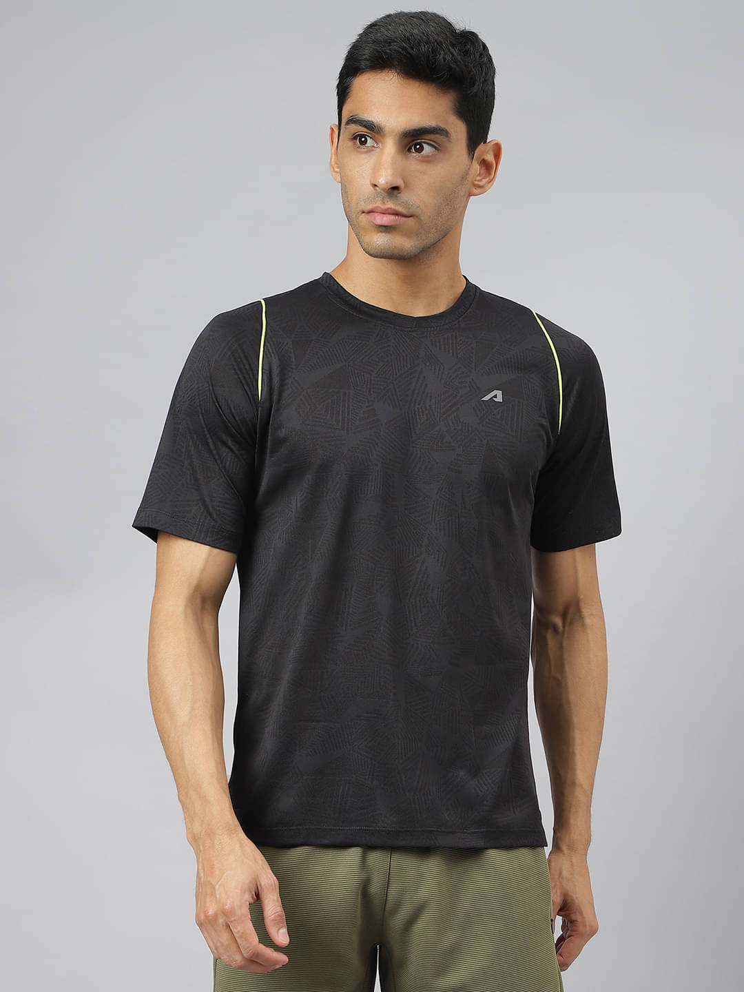     			Alcis Black Polyester Slim Fit Men's Sports T-Shirt ( Pack of 1 )