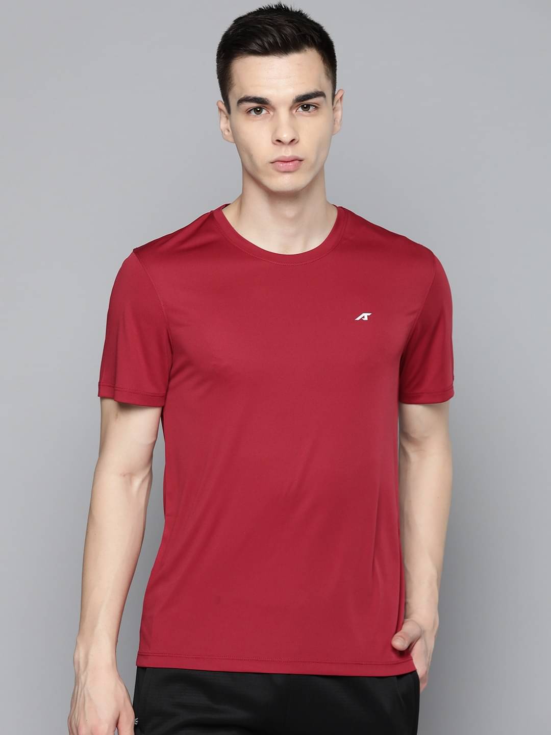 Alcis Red Polyester Slim Fit Men's Sports T-Shirt ( Pack of 1 ) Alcis Red Polyester Slim Fit Men's Sports T-Shirt ( Pack of 1 )