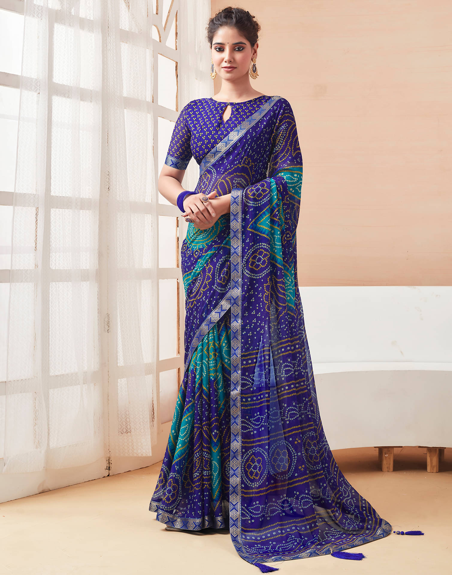 Satrani Chiffon Printed Saree With Unstitched Blouse Piece ( Navy Blue ) Satrani Chiffon Printed Saree With Unstitched Blouse Piece ( Navy Blue )