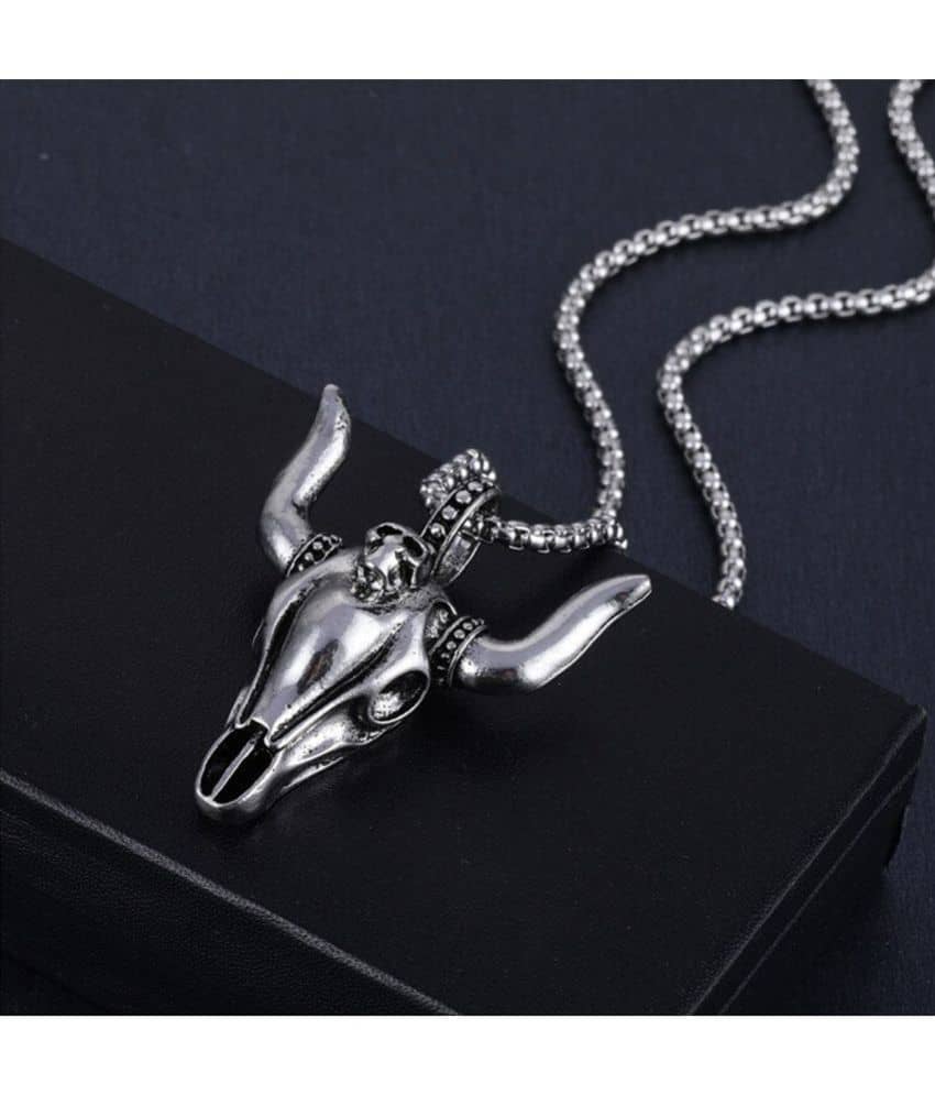 Thrillz Stylish Silver Bull Chain Pendant For Men Stainless Steel Silver Bull Design Locket Chain Pendant For Men Boys Men's Jewellery
