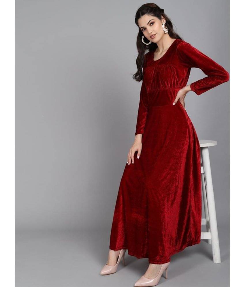     			Westchic Women Velvet Solid Fit & Flare Dress ( Red )