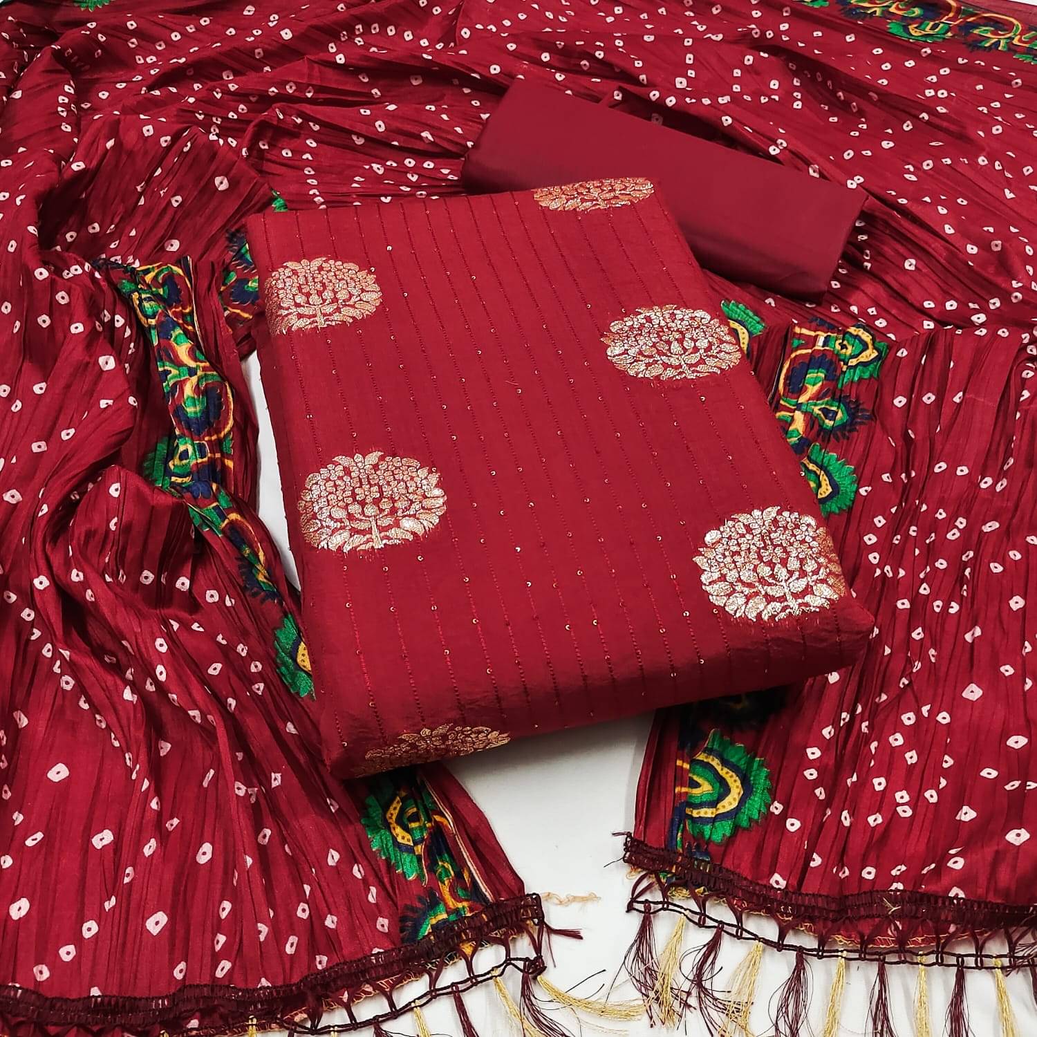     			ALSHOP Unstitched Jacquard Embellished Dress Material - Red ( Pack of 1 )