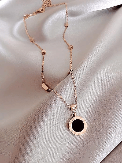 PUJVI Black Pendant ( Pack of 1 )     			PUJVI Black Pendant ( Pack of 1 )