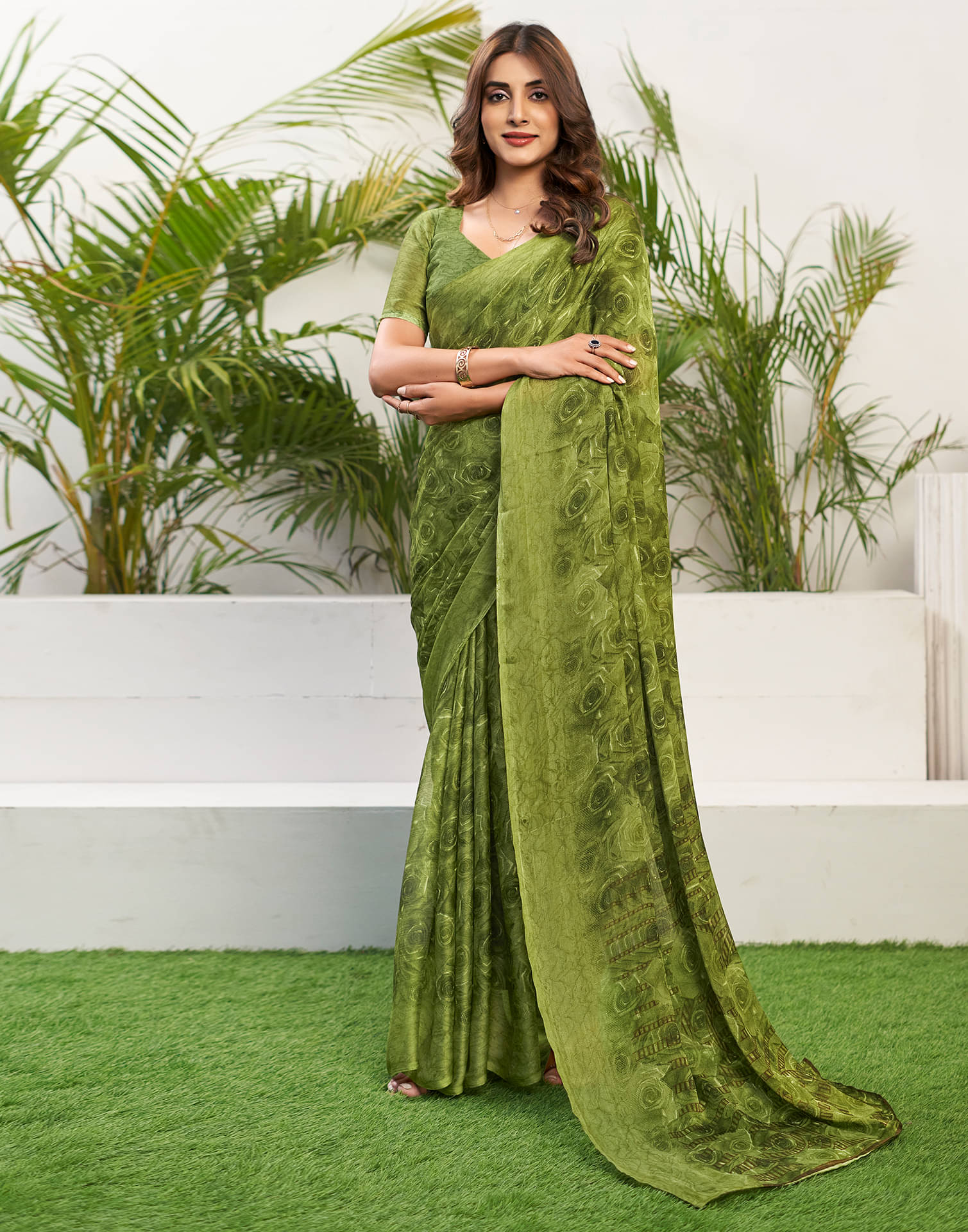Samah Chiffon Printed Saree With Unstitched Blouse Piece ( Olive ) Samah Chiffon Printed Saree With Unstitched Blouse Piece ( Olive )