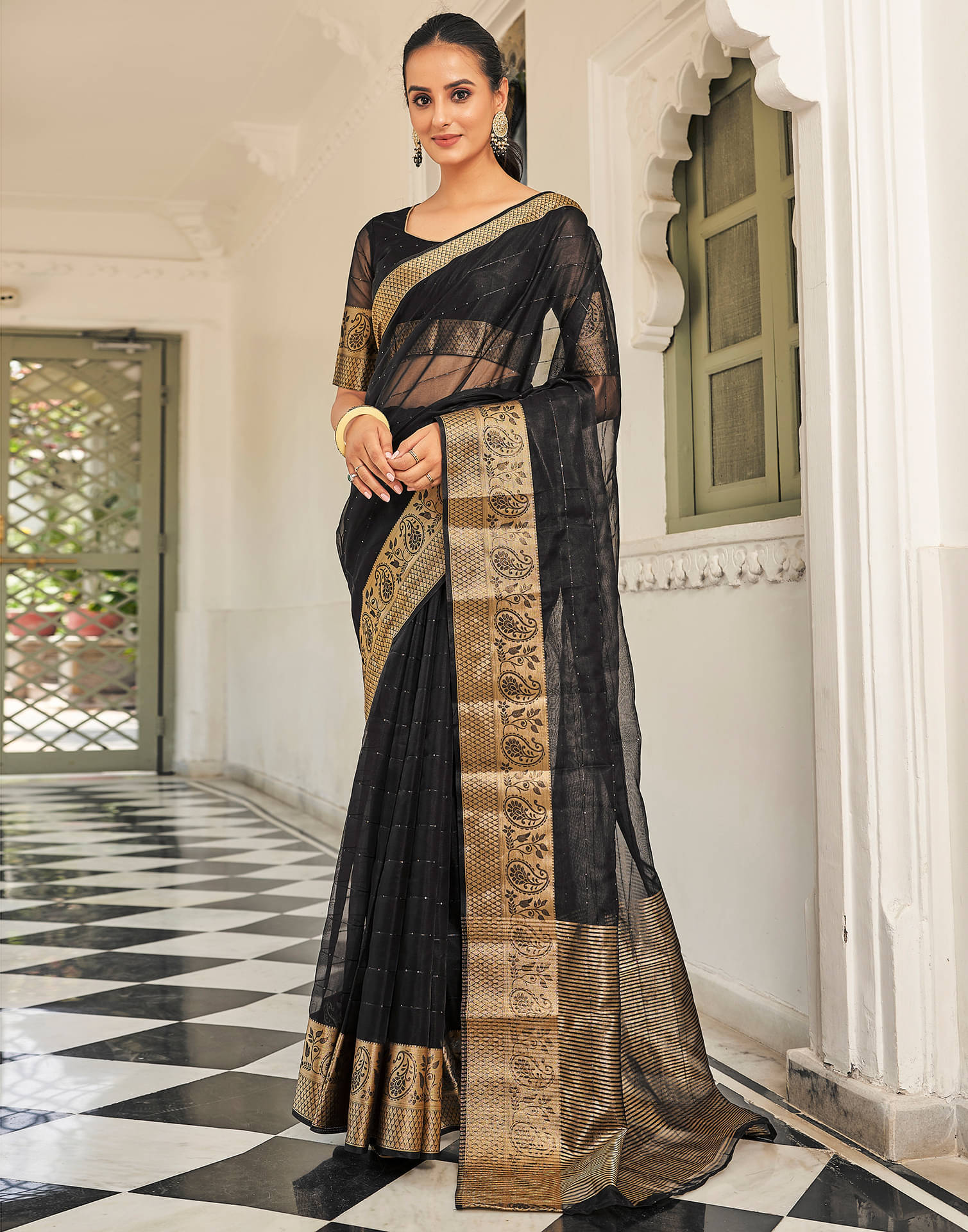 Satrani Organza Woven Saree With Unstitched Blouse Piece ( Black ) Satrani Organza Woven Saree With Unstitched Blouse Piece ( Black )