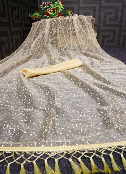     			Vkaran Net Cut Outs Saree With Unstitched Blouse Piece ( Cream )