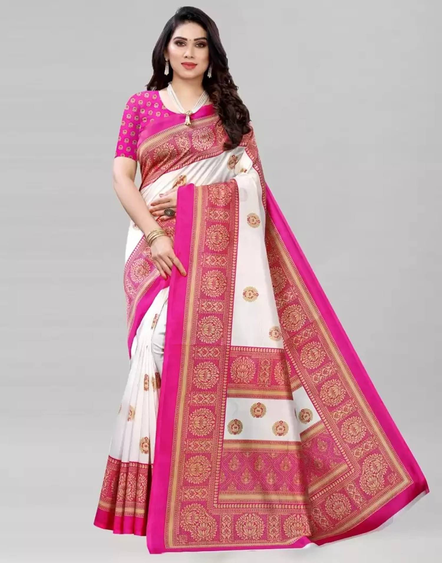    			Vkaran Net Cut Outs Saree With Unstitched Blouse Piece ( White )
