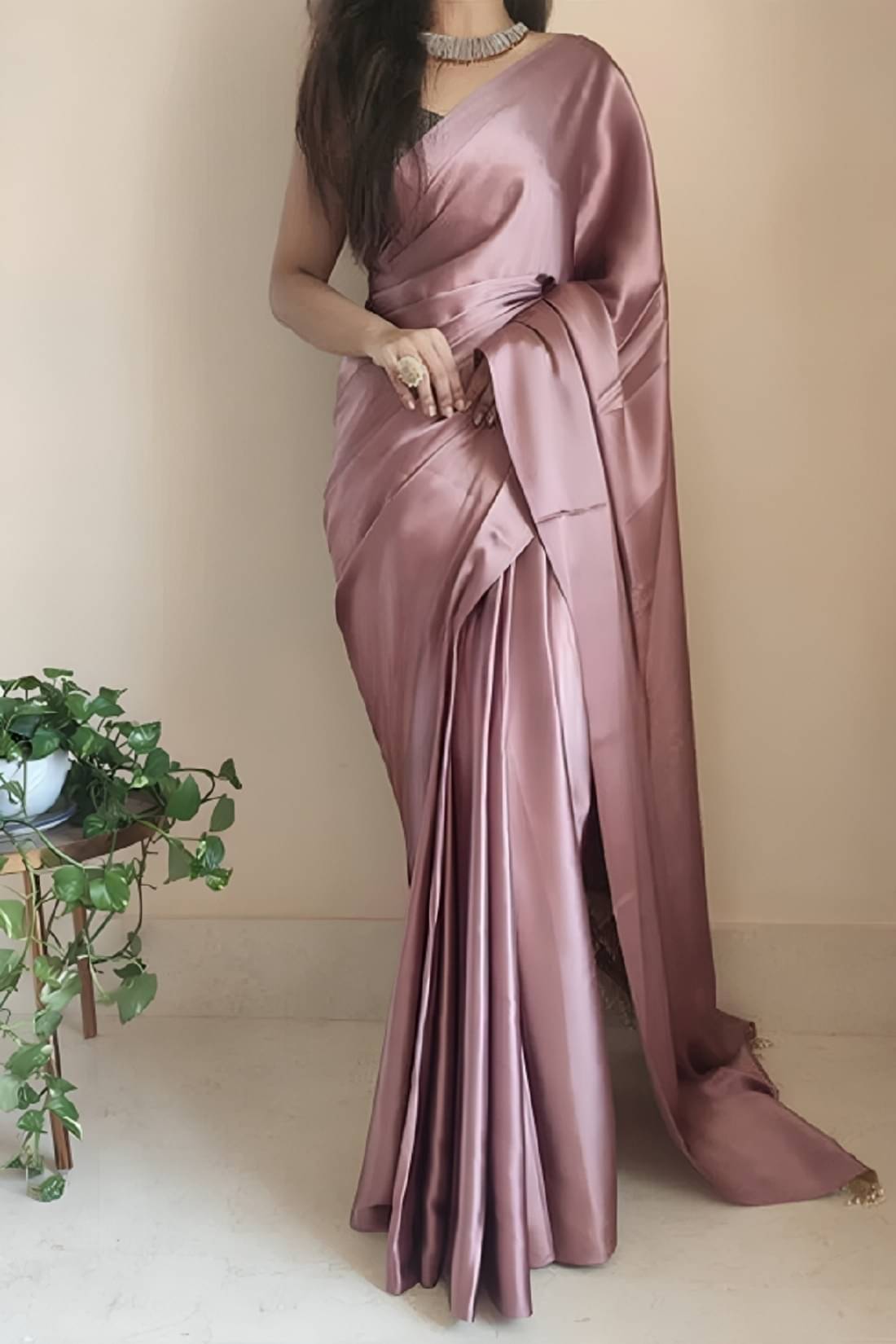 A TO Z CART Satin Solid Saree With Unstitched Blouse Piece ( Peach ) A TO Z CART Satin Solid Saree With Unstitched Blouse Piece ( Peach )
