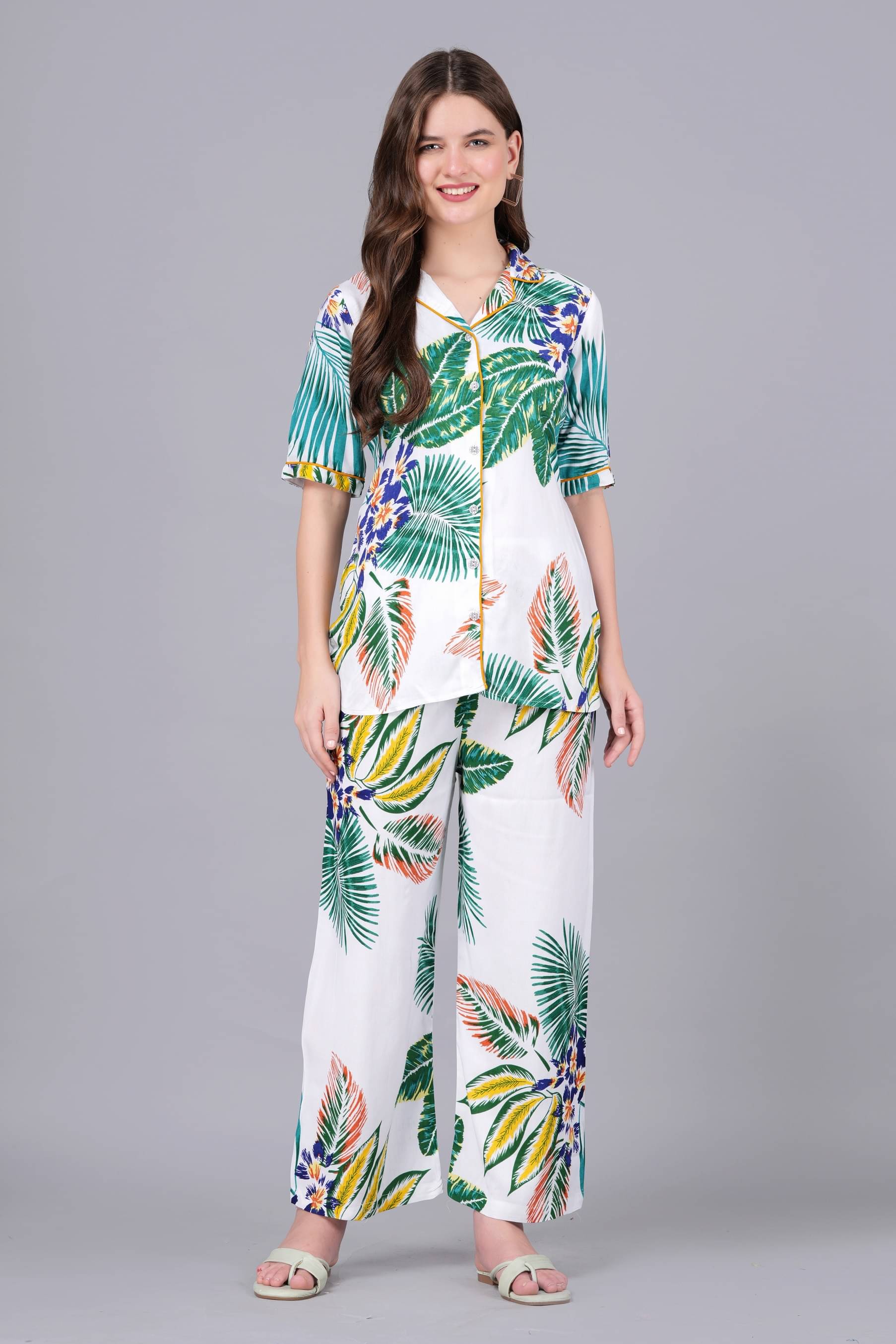     			CTMTEX Blue,White Rayon Women's Nightwear Nightsuit Sets ( Pack of 1 )