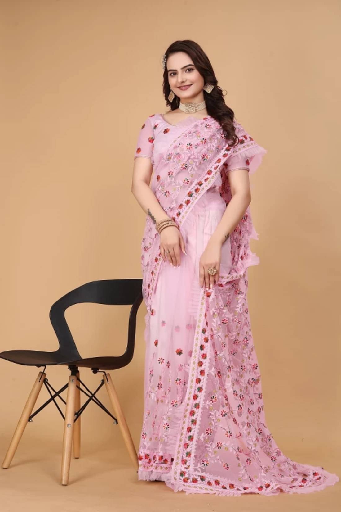 JULEE Net Embroidered Saree With Unstitched Blouse Piece ( Pink ) JULEE Net Embroidered Saree With Unstitched Blouse Piece ( Pink )