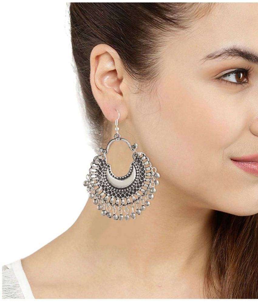     			Samridhi DC Multi Color Chandbalis Earrings ( Pack of 1 )