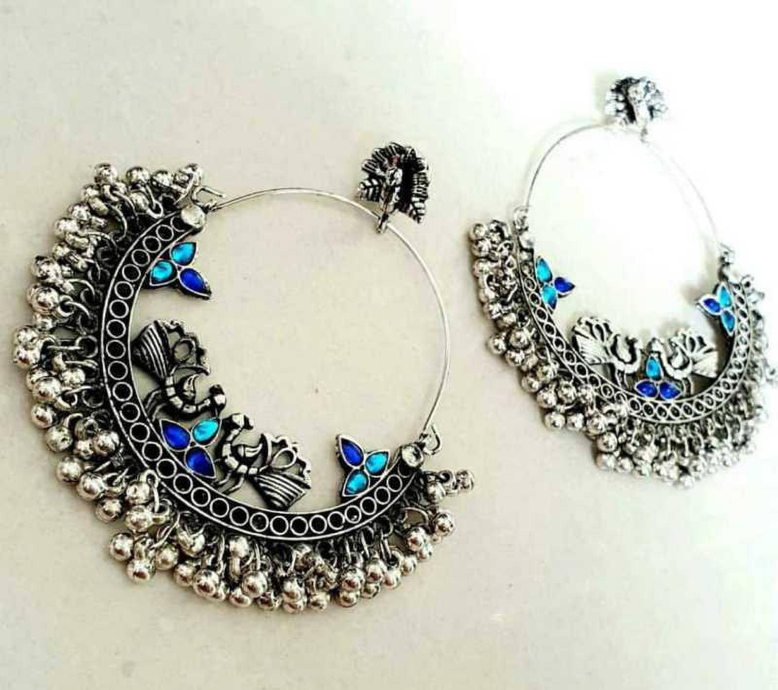     			Samridhi DC Multi Color Chandbalis Earrings ( Pack of 1 )