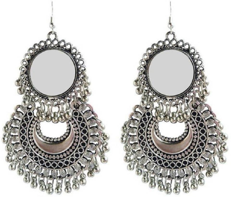     			Samridhi DC Silver Chandbalis Earrings ( Pack of 1 )