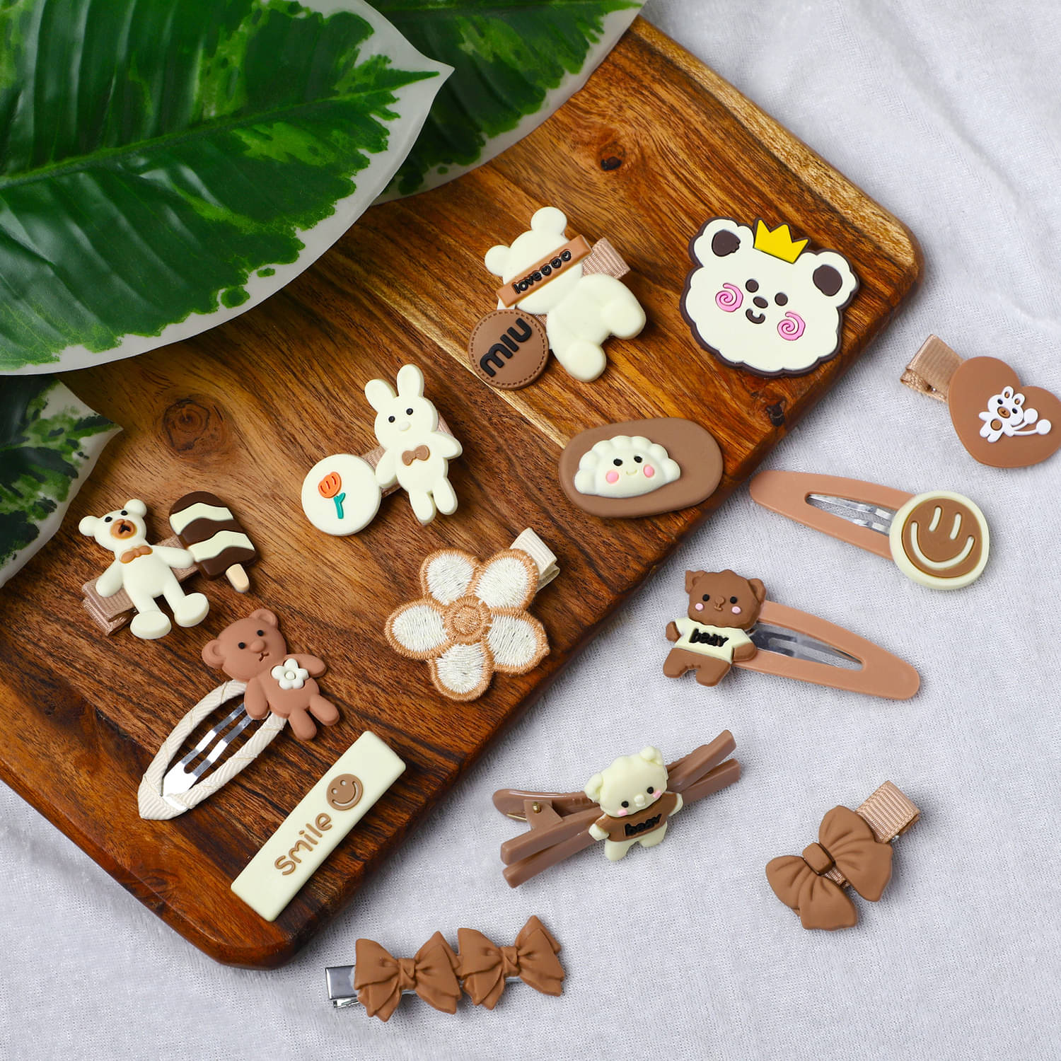Thrillz Brown Hair Clip ( Pack of 12 ) Thrillz Brown Hair Clip ( Pack of 12 )