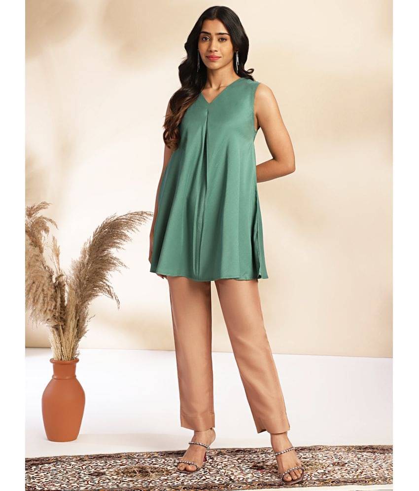 Janasya Women Silk Blend Solid A-line Kurti With Pants ( Green ) Janasya Women Silk Blend Solid A-line Kurti With Pants ( Green )