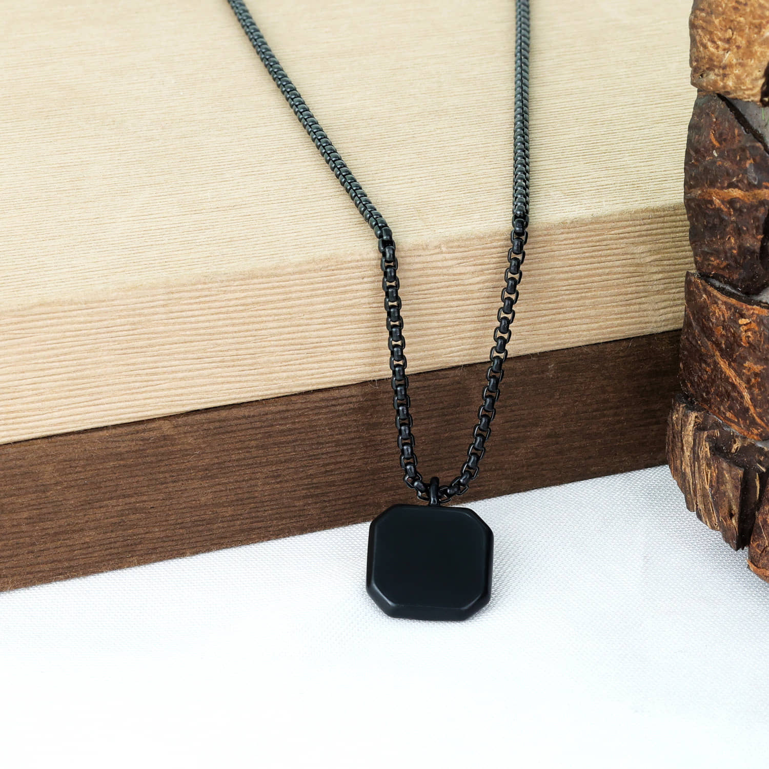 Thrillz Men's Jewellery Black Silver Chain For Men Boys Geometric Stainless Steel Black Silver Locket Pendant Necklace Chain For Men Boys Anniversary Gift For Husband Gift Chains (Classic)