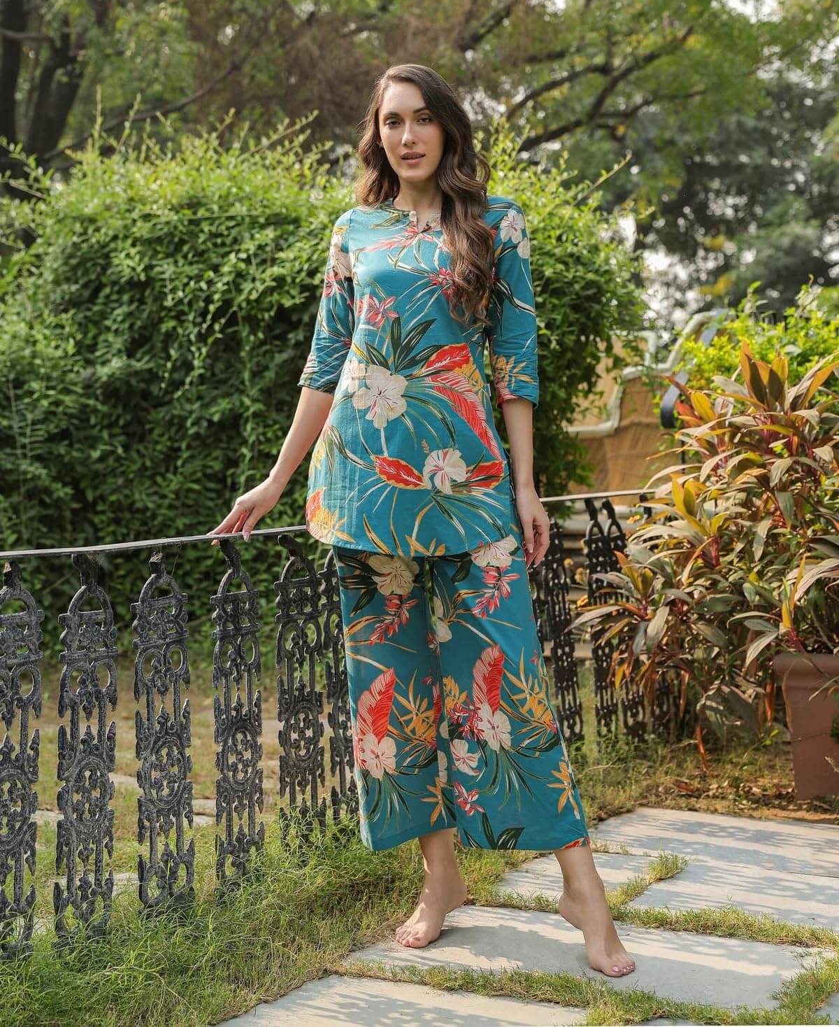     			Trijal Fab Rayon Printed Kurti With Pants Women's Stitched Salwar Suit - Blue ( Pack of 1 )