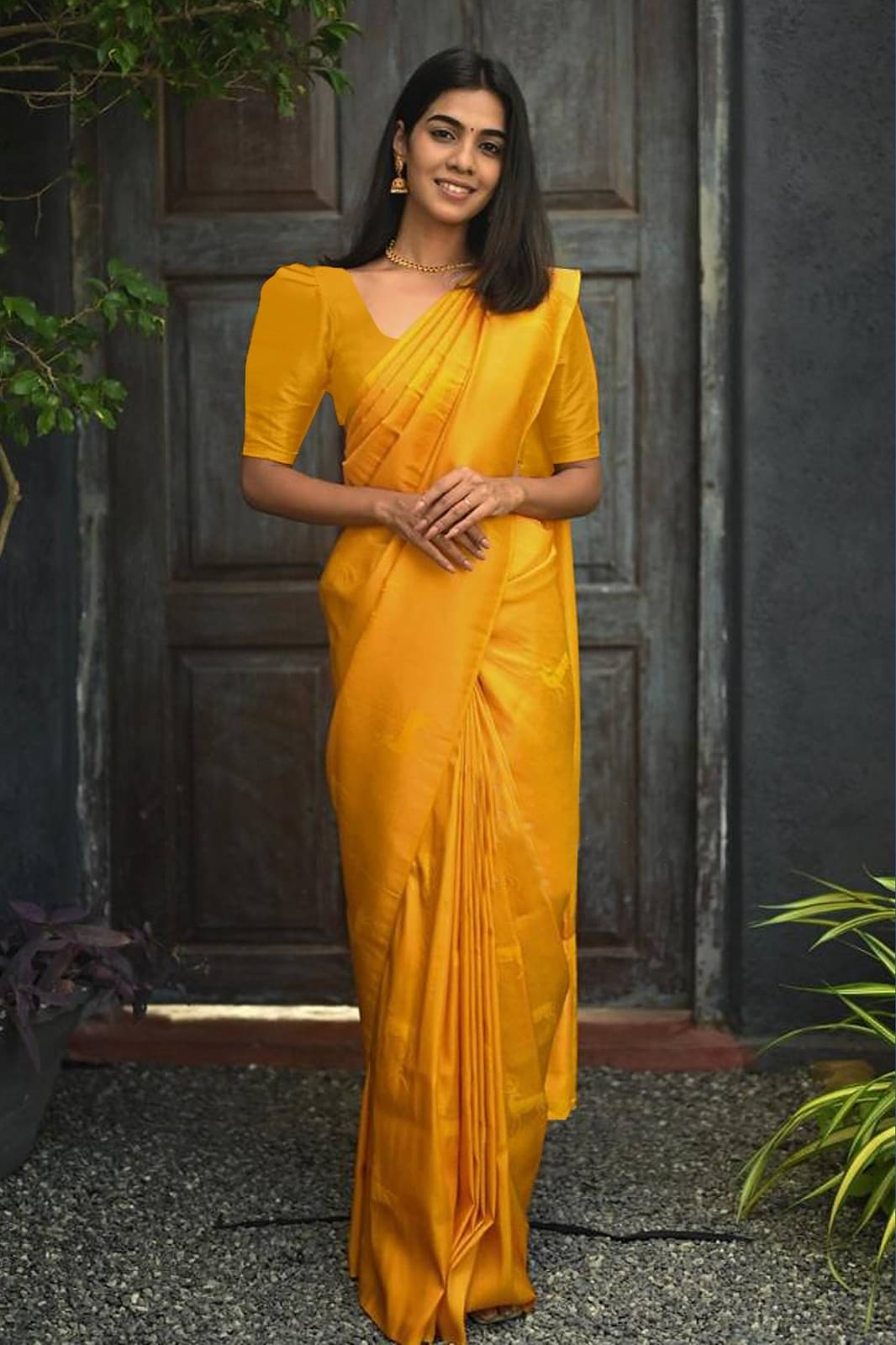 Yashika Banarasi Silk Printed Saree With Unstitched Blouse Piece ( Yellow ) Yashika Banarasi Silk Printed Saree With Unstitched Blouse Piece ( Yellow )