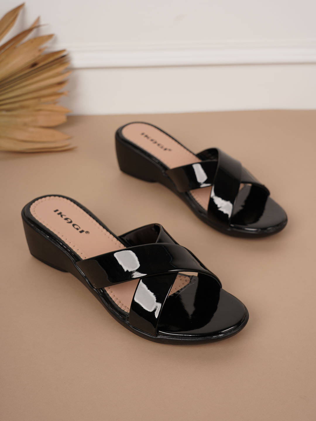    			IKAGI Black Women's Flats