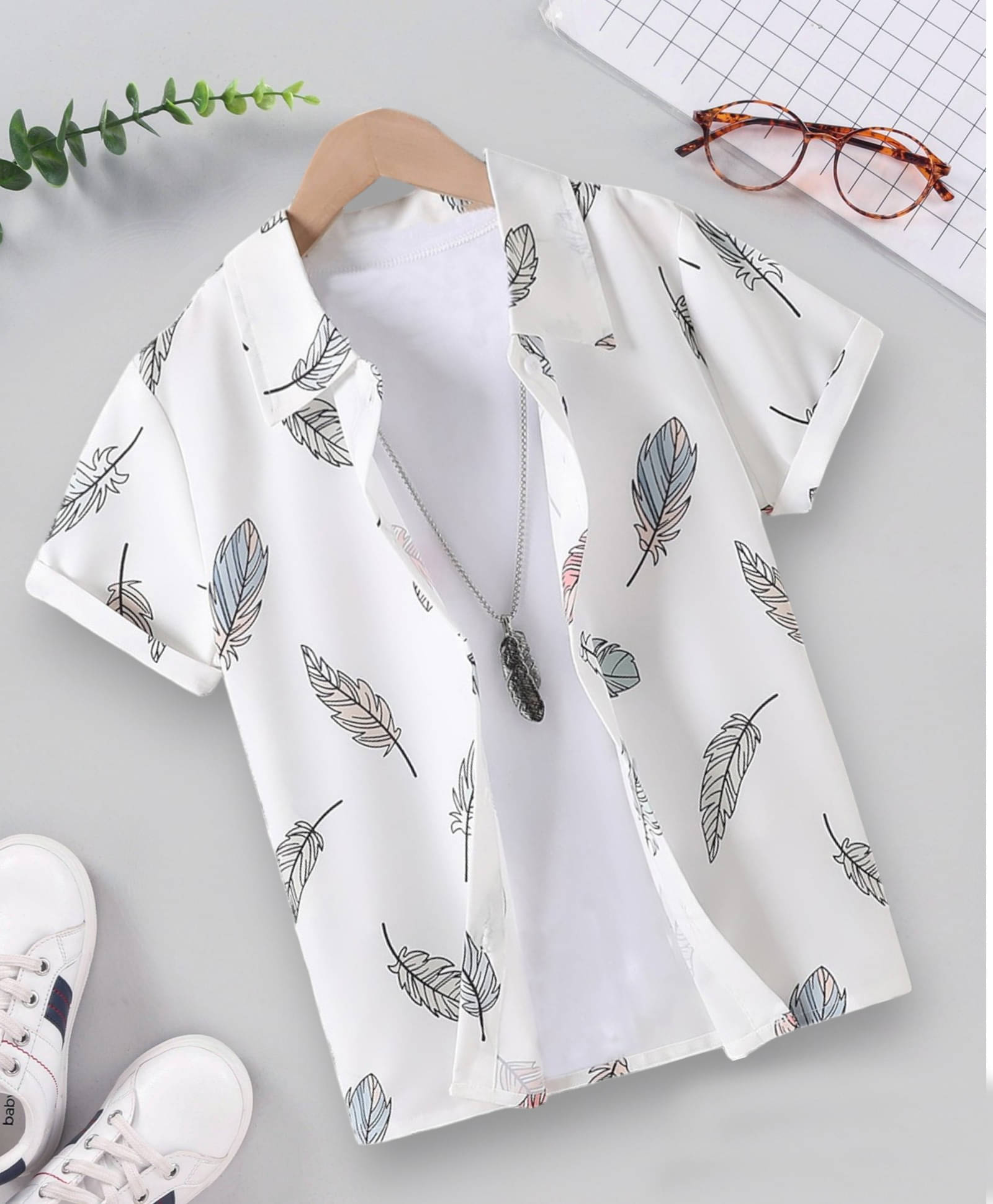 AMBARDIFASHION Pack of 1 Boys Cotton Blend Half Sleeves Shirt ( White )     			AMBARDIFASHION Pack of 1 Boys Cotton Blend Half Sleeves Shirt ( White )