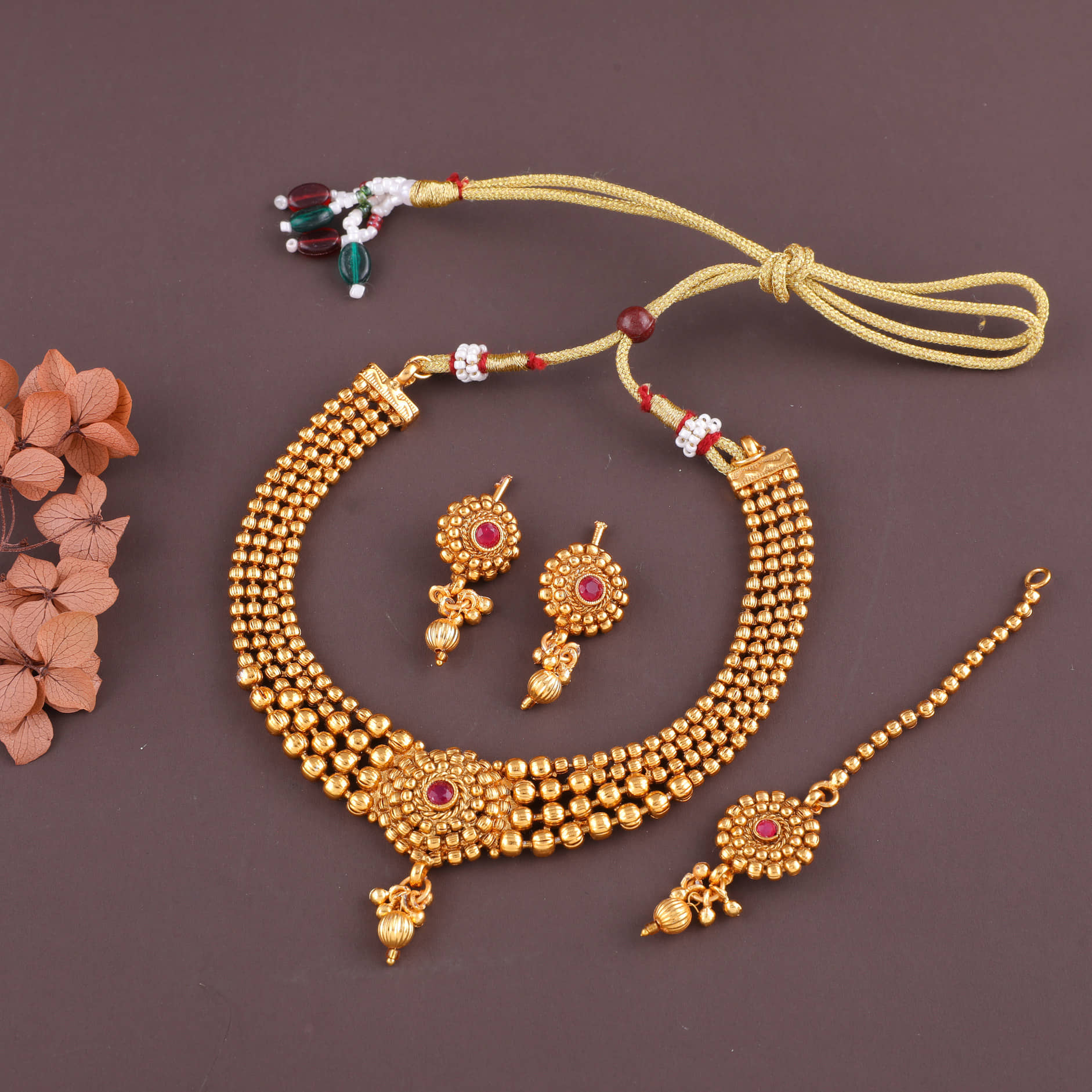 ROFARWORD Gold Brass Necklace Set ( Pack of 1 )