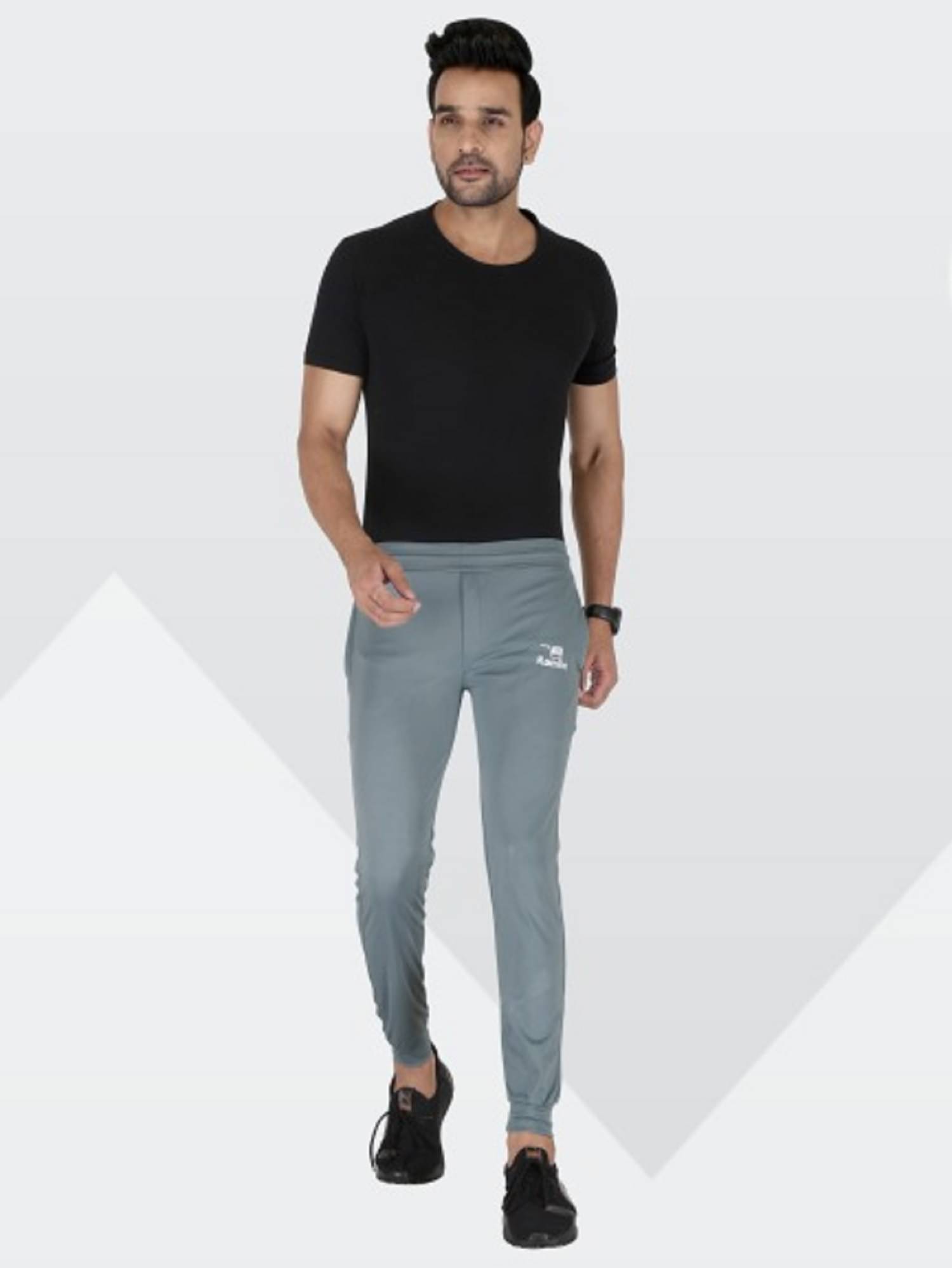 Romile Beige Lycra Men's Trackpants ( Pack of 1 ) Romile Beige Lycra Men's Trackpants ( Pack of 1 )