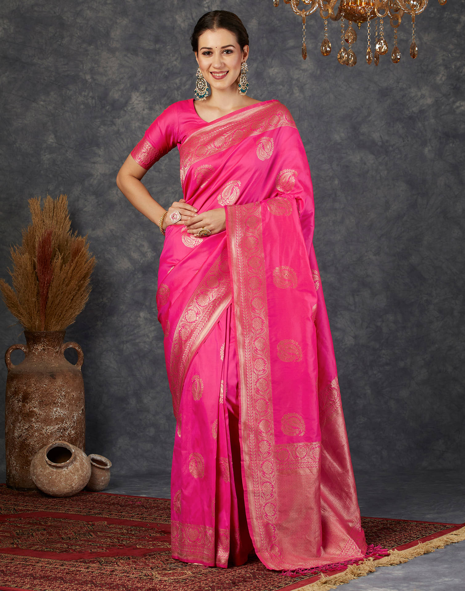 Samah Silk Self Design Saree With Unstitched Blouse Piece ( Pink ) Samah Silk Self Design Saree With Unstitched Blouse Piece ( Pink )