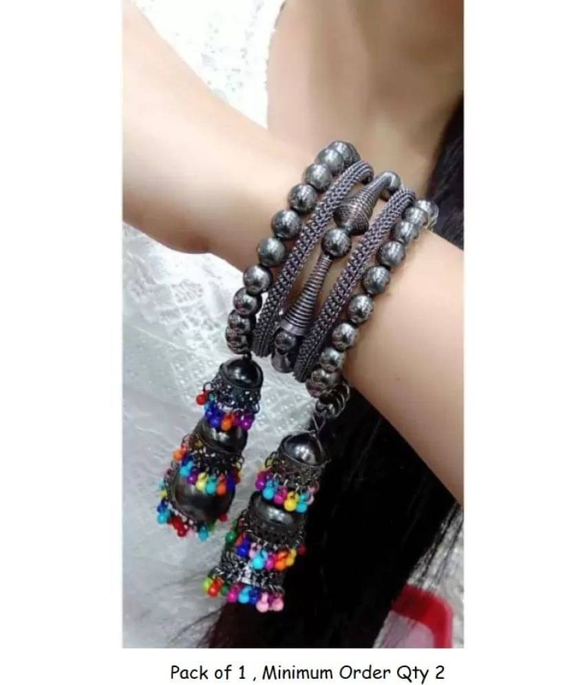 Samridhi DC Black Bangle ( Pack of 1 ) Samridhi DC Black Bangle ( Pack of 1 )