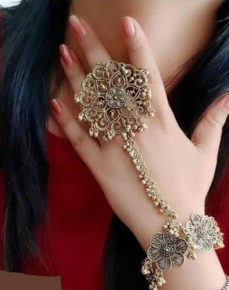 Samridhi DC Gold Bracelet ( Pack of 1 ) - Bangles & Bracelets | Buy online on ZillyBuy