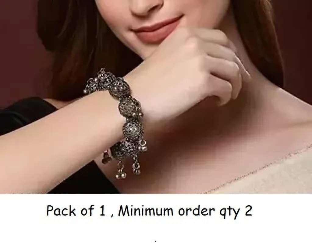 Samridhi DC Silver Bangle ( Pack of 1 )     			Samridhi DC Silver Bangle ( Pack of 1 )