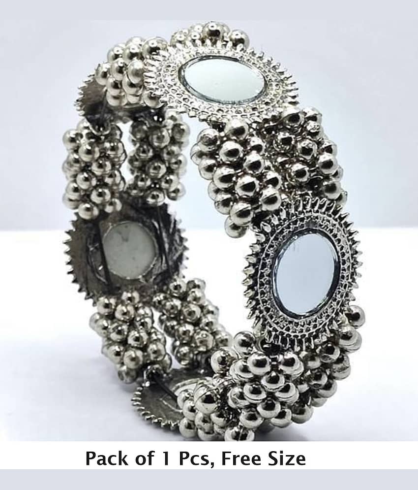 Samridhi DC Silver Bangle ( Pack of 1 ) - Bangles & Bracelets | Buy online on ZillyBuy