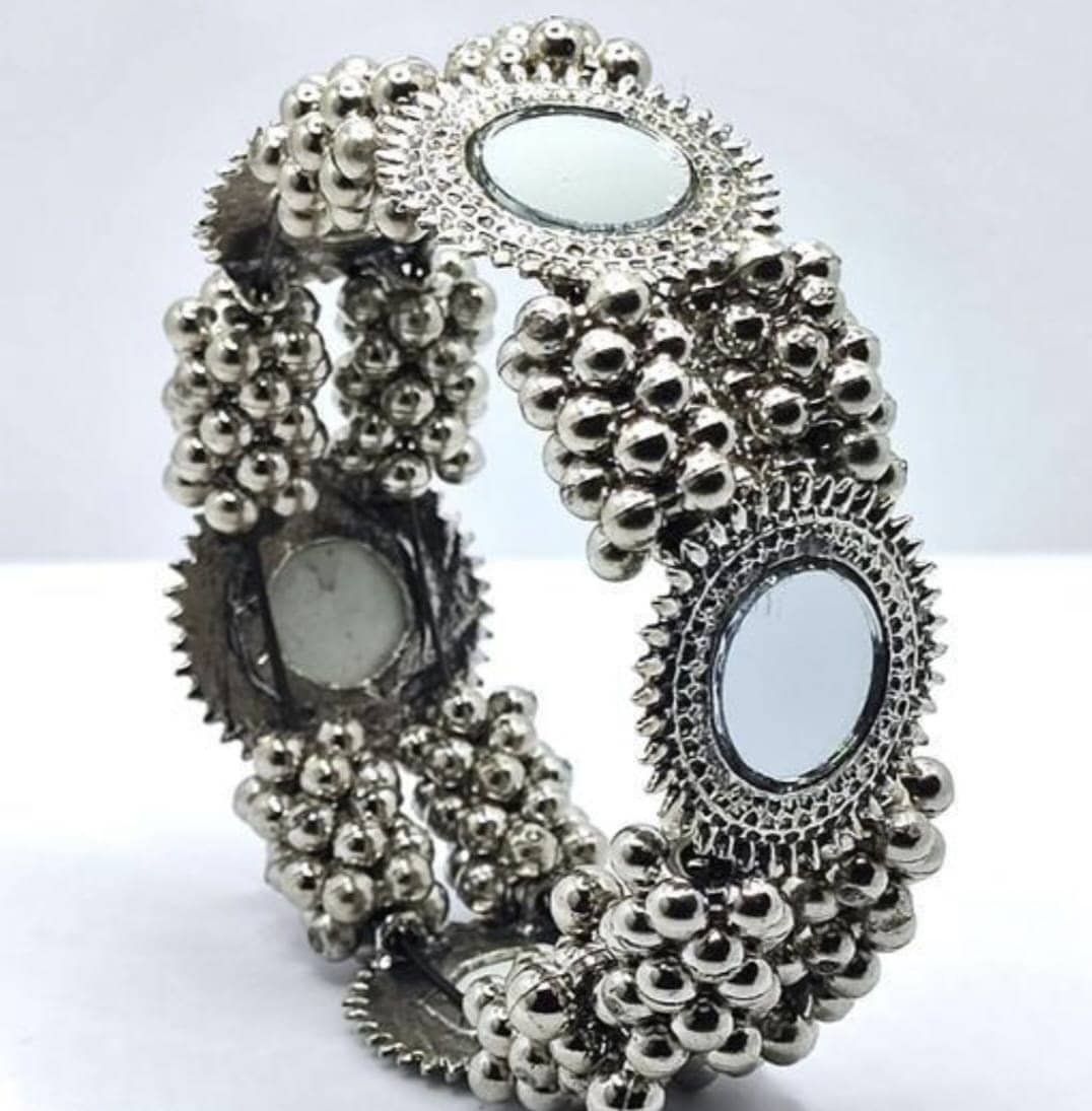 Samridhi DC Silver Bangle ( Pack of 1 ) - Bangles & Bracelets | Buy online on ZillyBuy