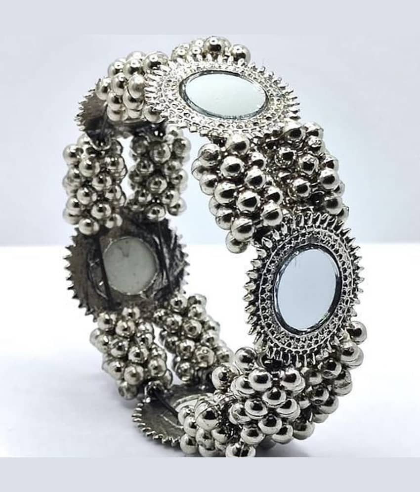 Samridhi DC Silver Bangle ( Pack of 1 ) - Bangles & Bracelets | Buy online on ZillyBuy