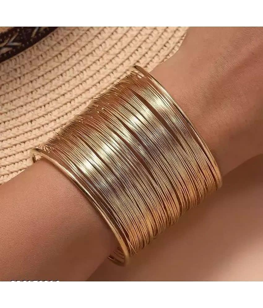 Samridhi DC Silver Bangle ( Pack of 1 ) - Bangles & Bracelets | Buy online on ZillyBuy